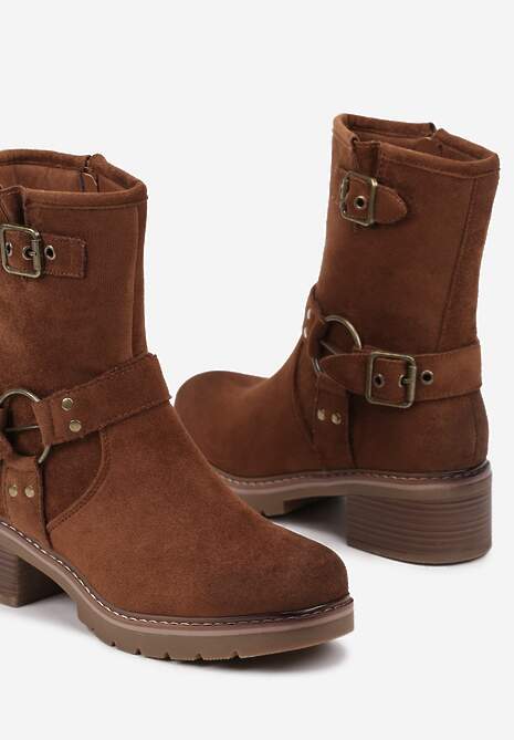 Brązowe Botki Biker na Słupku ze Sprzączkami i Drobnymi Nitami Iveluna