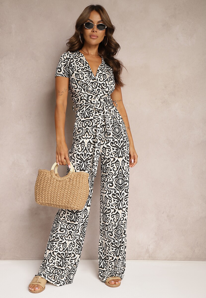 Czarno-Biały Kombinezon z Trójkątnym Dekoltem o Taliowanym Kroju z Materiałowym Paskiem w Talii Rolnea