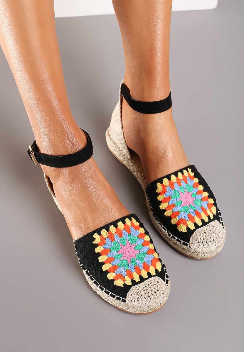 Czarne Espadryle na Płaskiej Podeszwie Zapinane na Sprzączkę z Plecioną Podeszwą Laveda