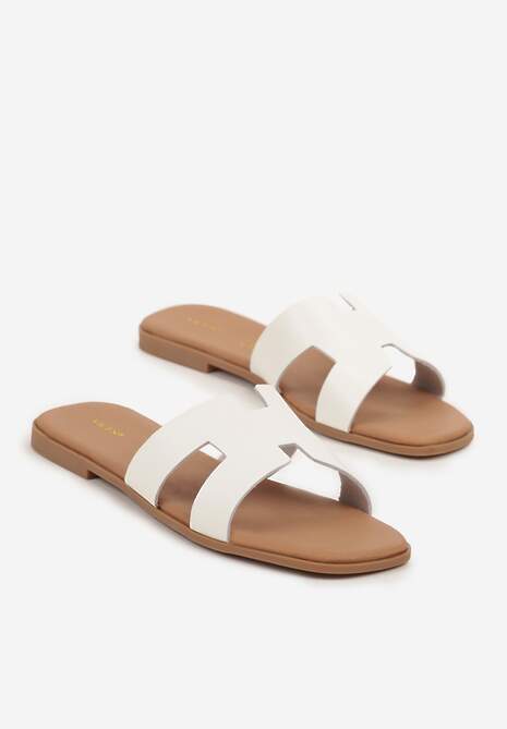 Białe Klapki Vices ze Skóry Naturalnej Ozdobione Wycięciami Arqelia