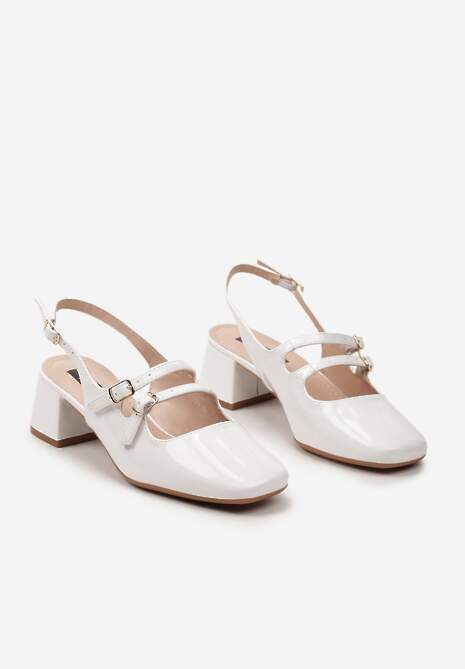 Białe Czółenka na Niskim Słupku ze Sprzączkami i Noskiem w Kwadrat Seraphela