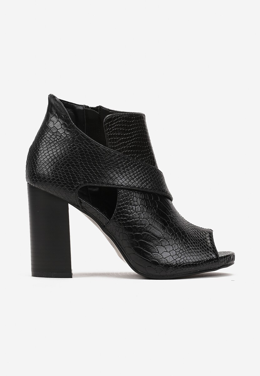 Czarne Botki na Słupku z Wycięciami i Otwartym Noskiem Serydi