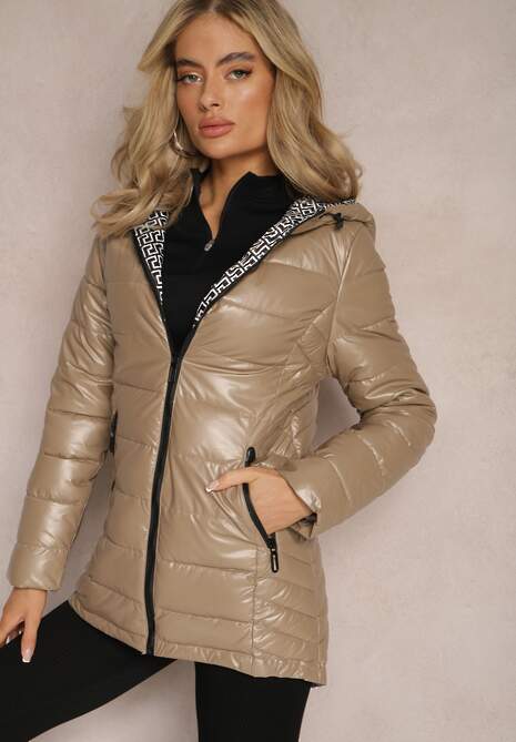 Ciemnobeżowa Kurtka z Pikowaniem i Kapturem oraz Lekkim Połyskiem Rilenia
