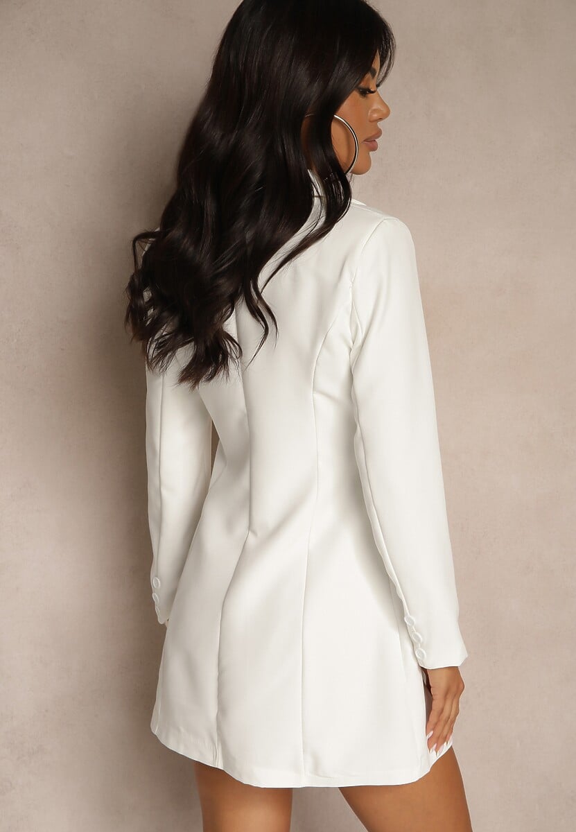 Biała Marynarka Sukienka z Aplikacjami 3D w Kształcie Kwiatów i Zapięciem na Guziki Lorira