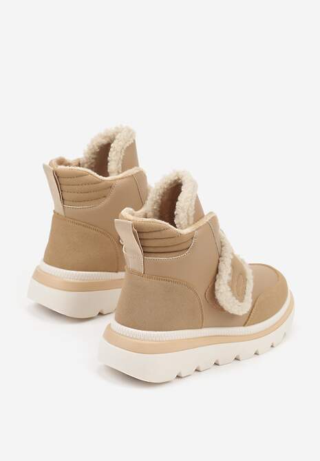 Ciemnobeżowe Śniegowce Ozdobione Futerkiem i Przeszyciami Newelara