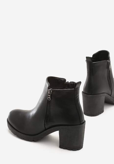 Czarne Botki Esha