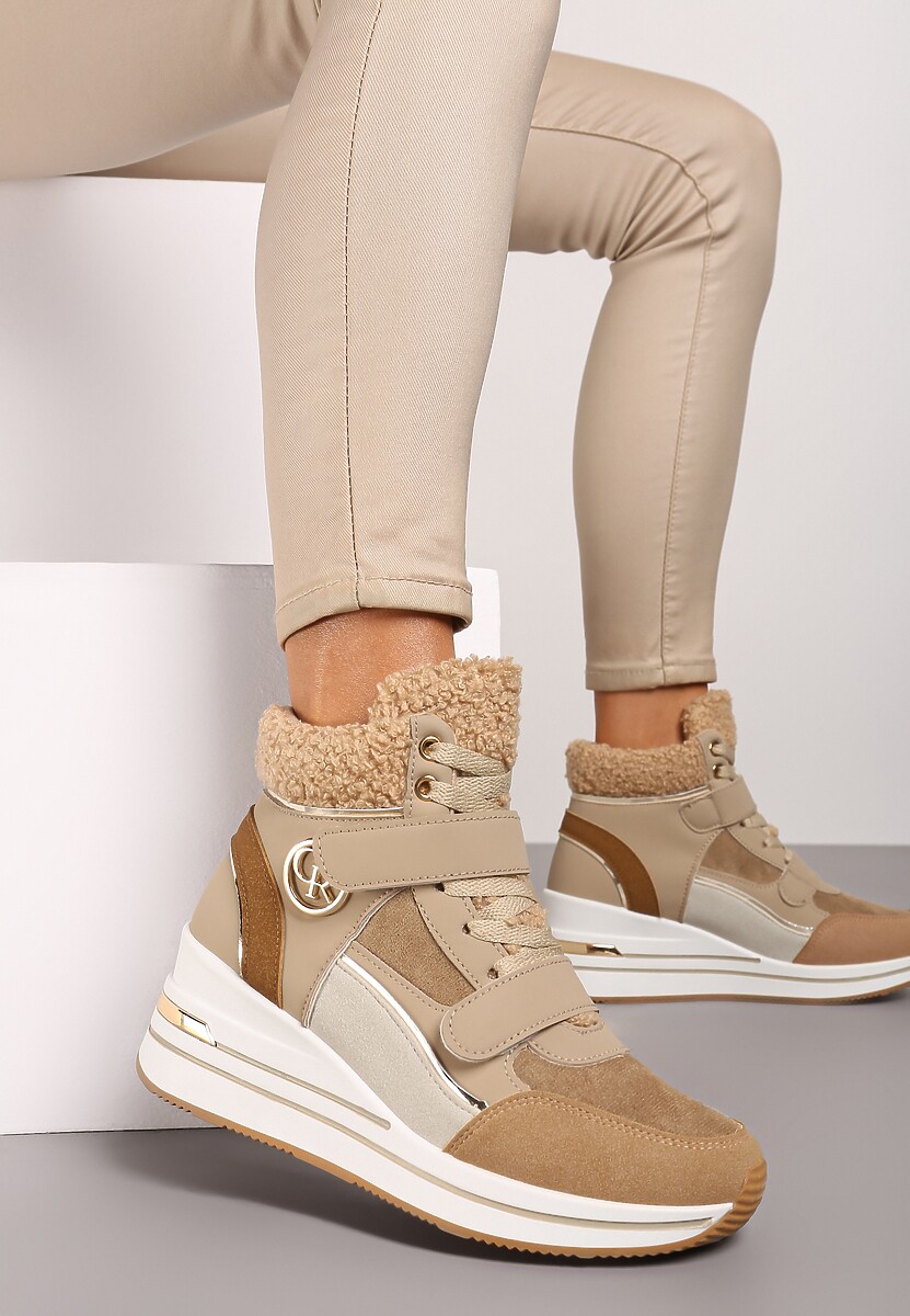 Ciemnobeżowe Sneakersy na Koturnie z Metalicznymi Wstawkami i Sztucznym Futerkiem Lerilanes