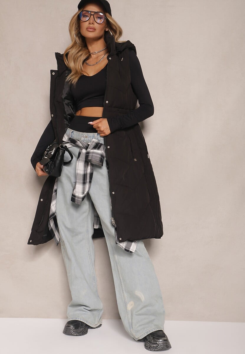 Czarna Pikowana Kamizelka ze Ściągaczem w Talii i Kapturem z Możliwością Odpięcia Aminstina