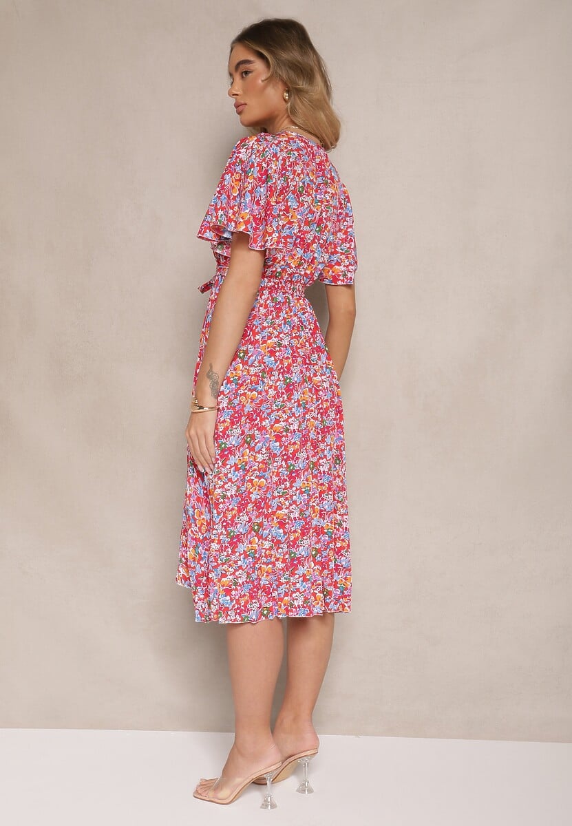 Czerwona Sukienka z Plisami w Kwiecisty Print o Rozkloszowanym Kroju Lanelin