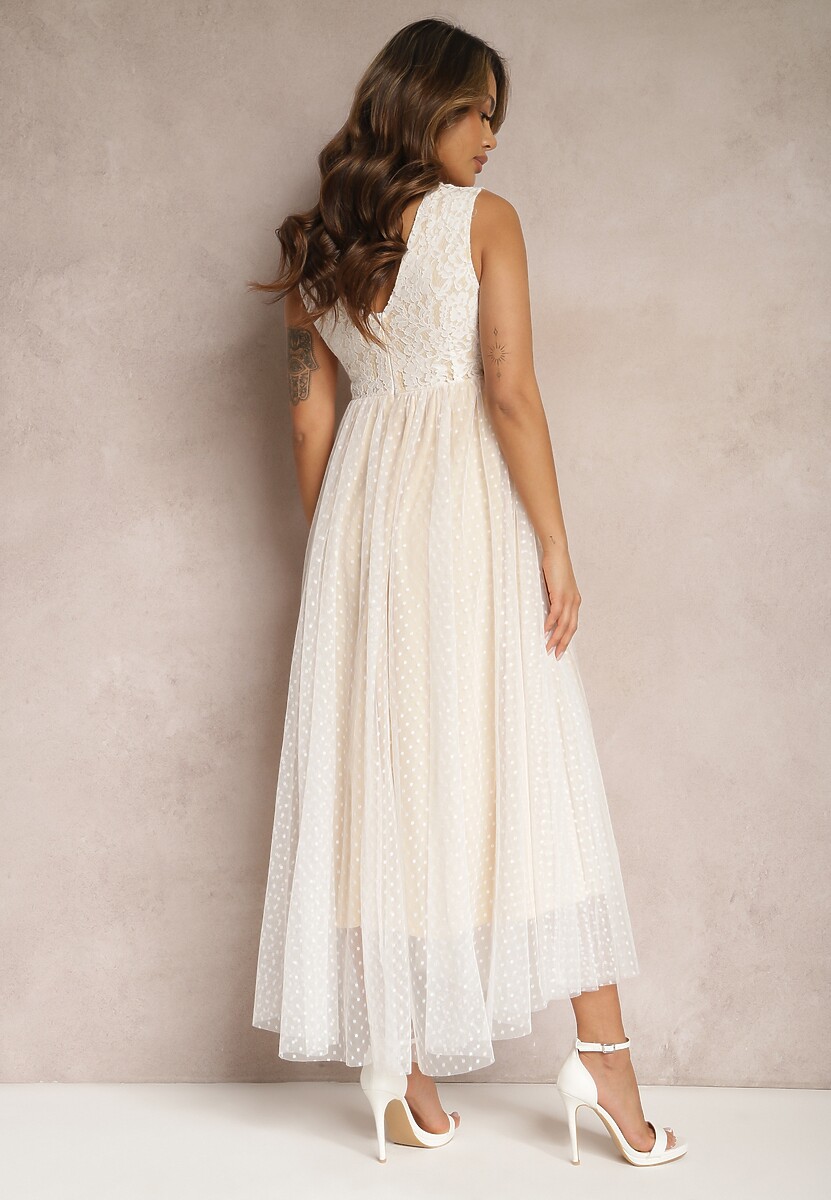 Biała Maxi Sukienka o Rozkloszowanym Kroju z Koronką i Tiulem Herdolia