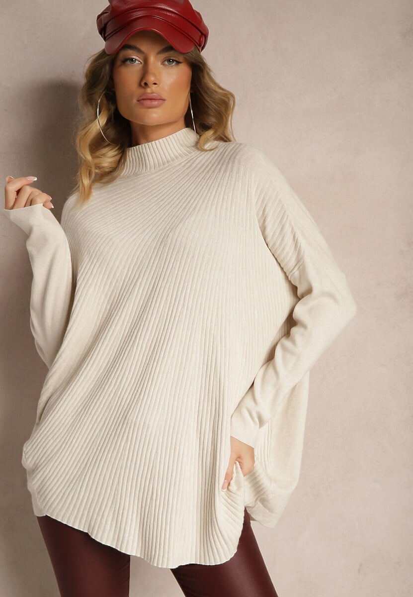 Jasnobeżowy Asymetryczny Golf z Wiskozą z Rękawami o Nietoperzowym Kroju Realeen