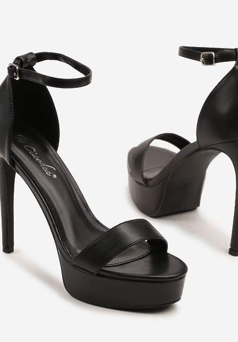 Czarne Szpilki na Platformie w Klasycznym Stylu Addsea