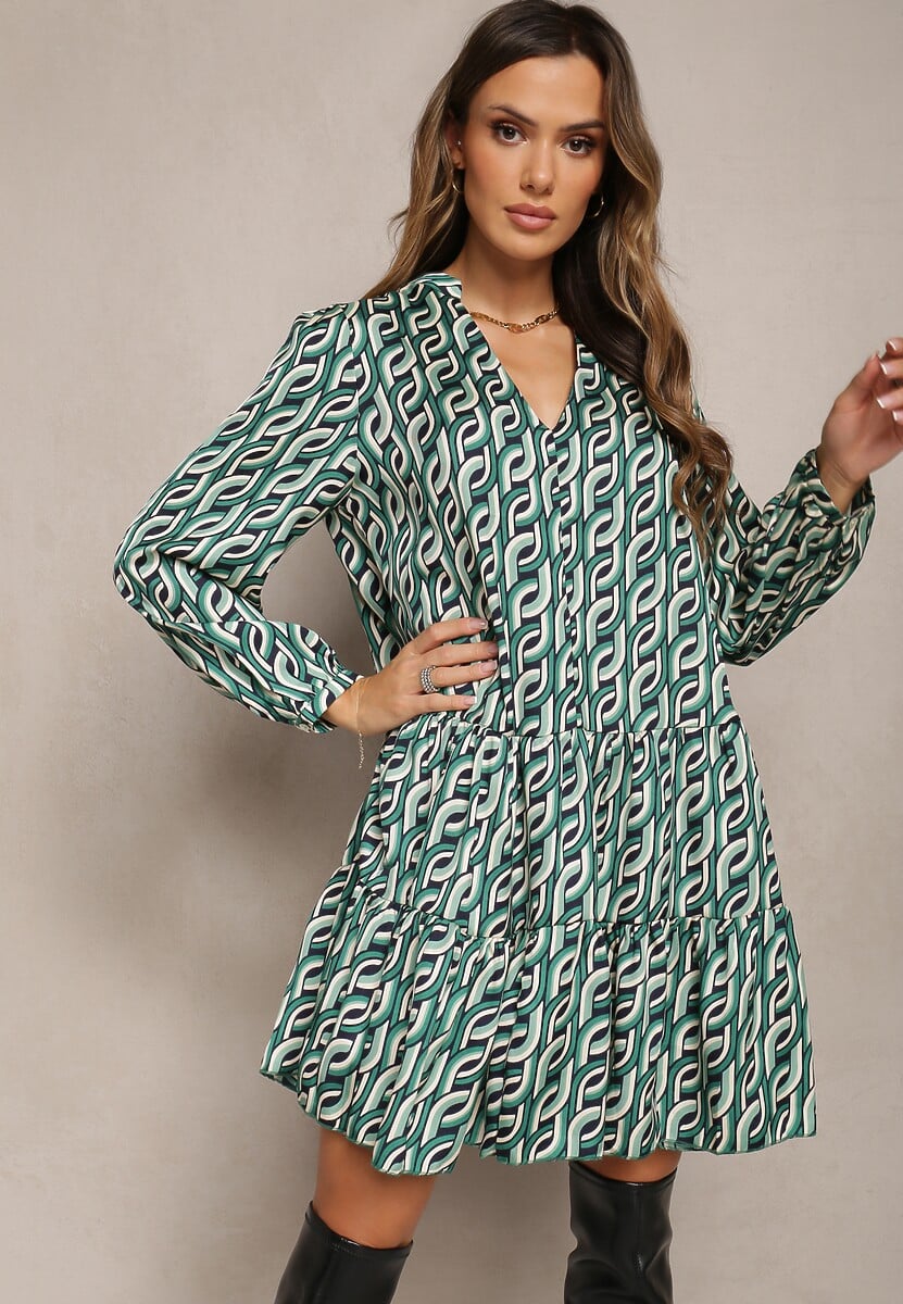 Czerwona Rozkloszowana Sukienka z Falbanką i Dekoltem w Serek Sekele