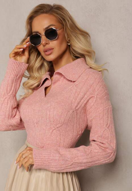 Różowy Sweter z Dekoltem w Serek i Ozdobnym Splotem Travissa