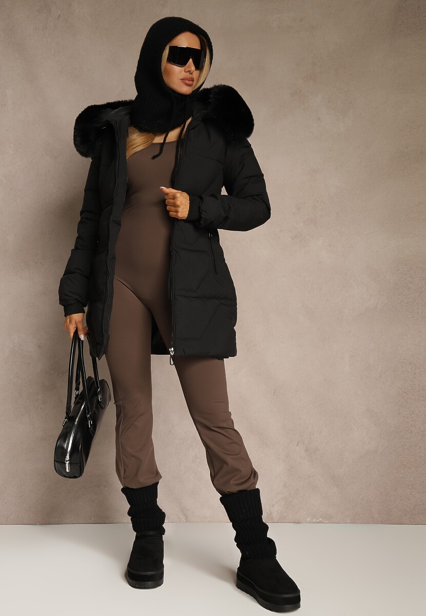 Czarna Pikowana Kurtka z Kapturem i Ozdobnym Futerkiem Zepiola