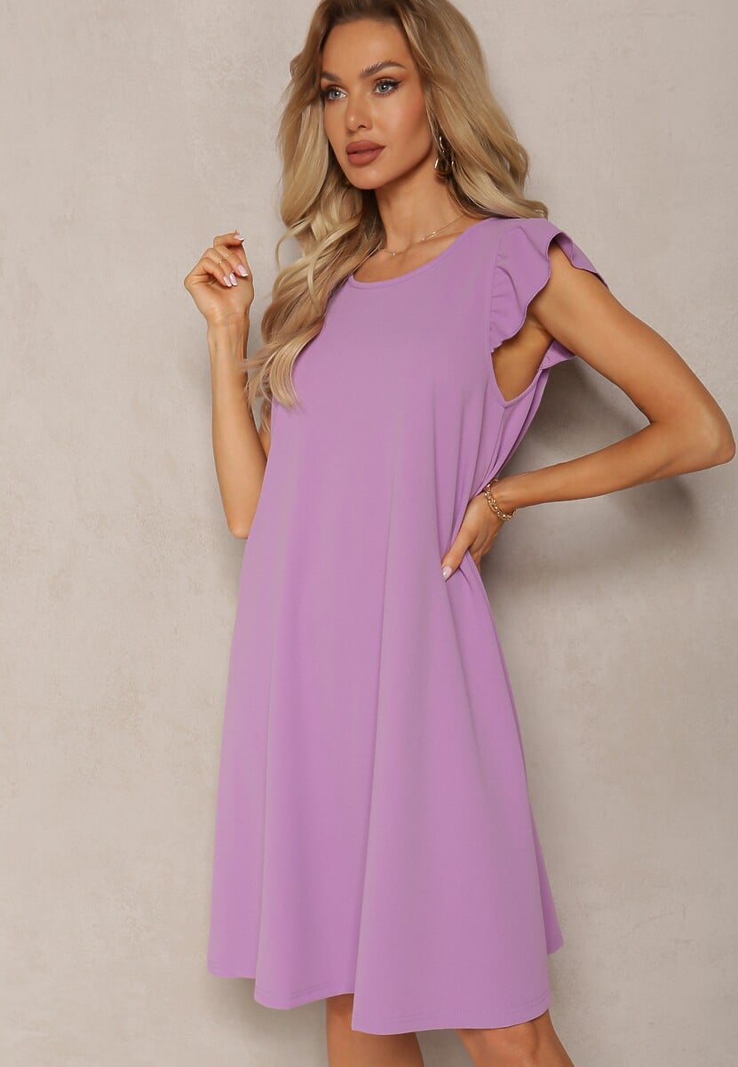 Fioletowa Sukienka Mini o Trapezowym Kroju z Falbanką i Okrągłym Dekoltem Dagnera