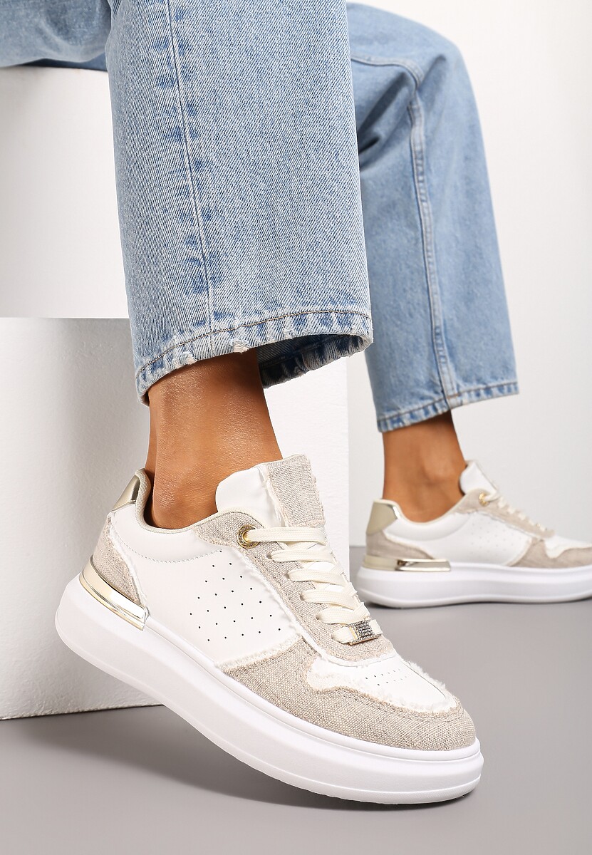 Biało-Beżowe Sneakersy Ozdobione Wstawkami z Materiału i Aplikacją z Cyrkonii Eephira