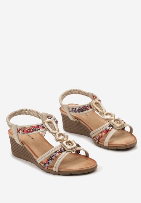 Beżowe Wsuwane Sandały z Cyrkoniami na Koturnie Eredia