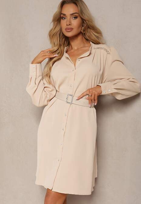 Beżowa Sukienka o Koszulowym Kroju z Materiałowym Paskiem i Guzikami Ozdobiona Cyrkoniami Frantia
