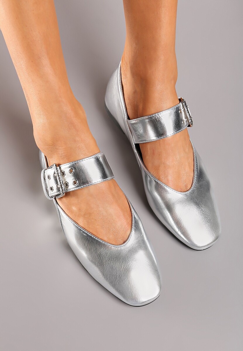 Srebrne Balerinki Ozdobione Paskiem i Sprzączką Berimida