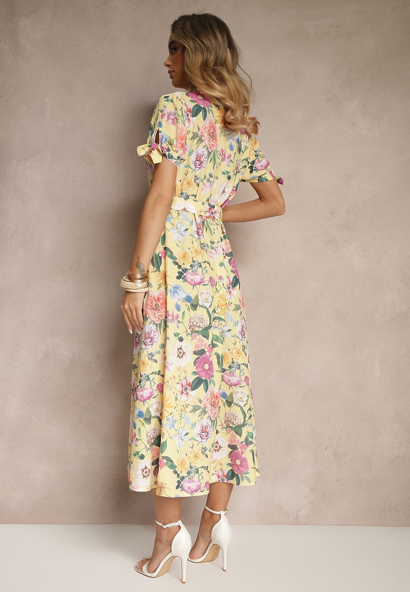 Żółta Koszulowa Sukienka w Kwiaty o Rozkloszowanym Fasonie z Paskiem Fevalirra