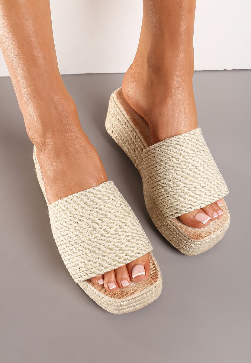 Złote Casualowe Klapki na Koturnie i Platformie w Stylu Boho  Moonula