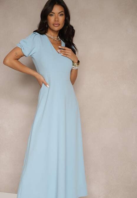 Niebieska Rozkloszowana Sukienka z Lekko Bufiastymi Rękawami i Dekoltem V Efrusae