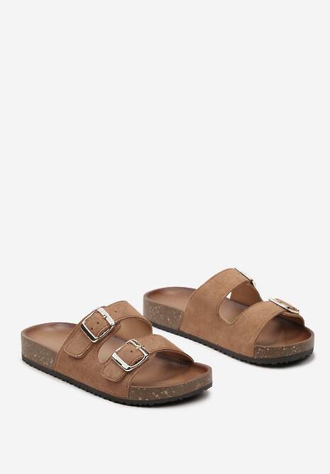 Ciemnobeżowe Klapki z Ekozamszu z Profilowaną Wkładką z Paskami i Klamrami Lettiea