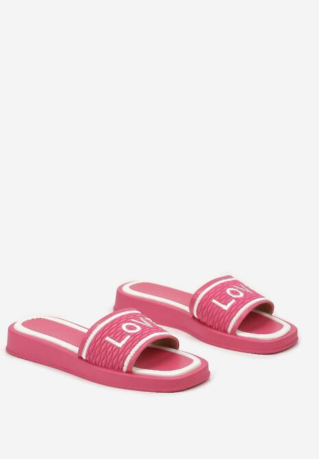 Fuksjowe Klapki z Ozdobnym Napisem na Cholewce i Noskiem w Kwadrat Optizoria