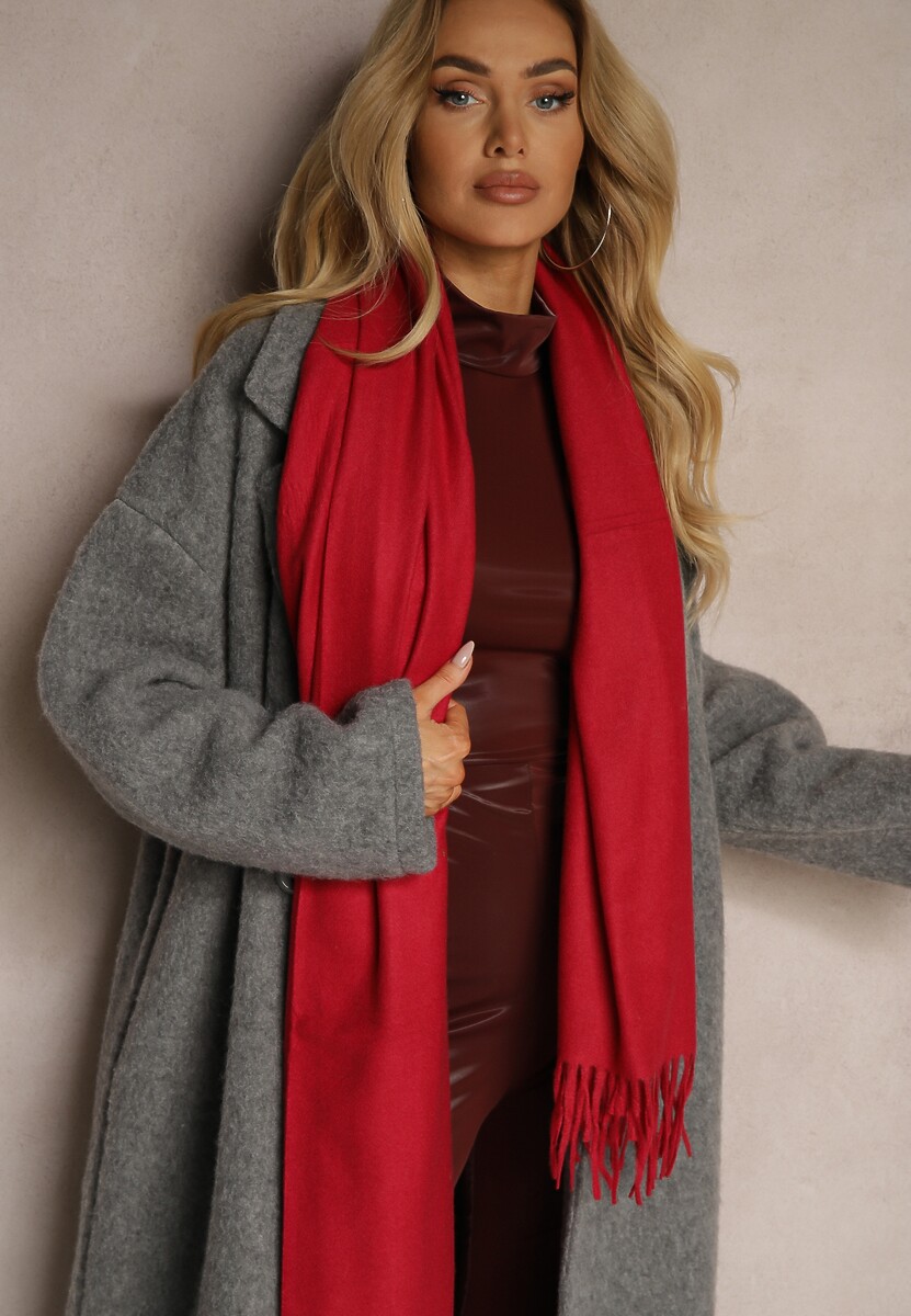 Bordowy Szalik Wykończony Frędzlami z Tkaniny Valleria