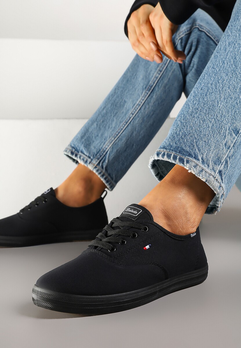 Białe Basicowe Tenisówki Vices Hallriva