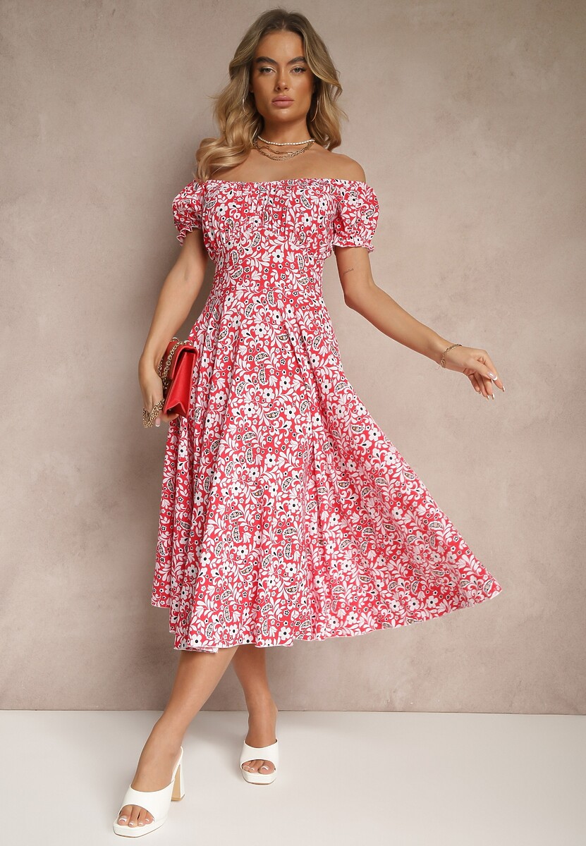 Czerwona Rozkloszowana Sukienka w Kwiatowy Print z Bawełną i Dekoltem Łódką z Bufkami Saniren
