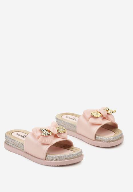 Różowe Klapki na Niskiej Platformie ze Złotymi Ozdobami i Kokardą Oatiss