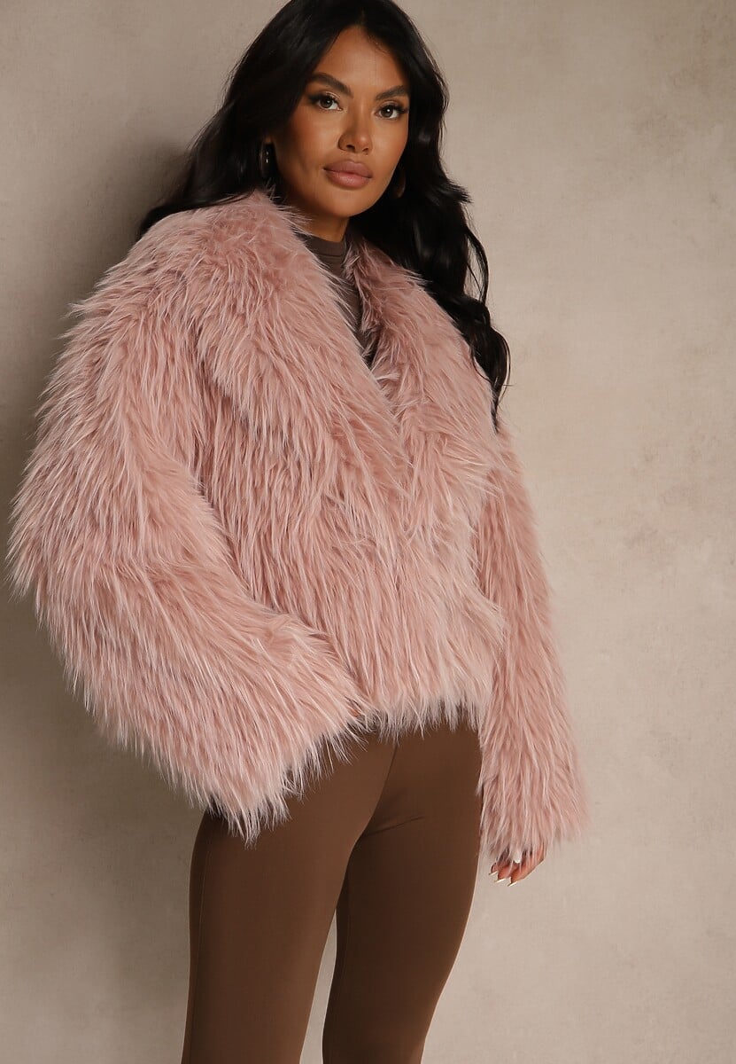 Różowa Kurtka Futerko Ozdobione Długim Włosiem Cardassa