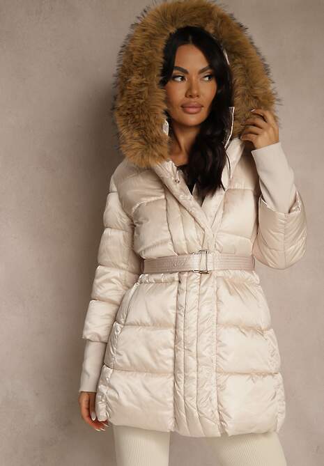 Beżowa Pikowana Kurtka z Paskiem i Kapturem z Futerkiem Lilittia