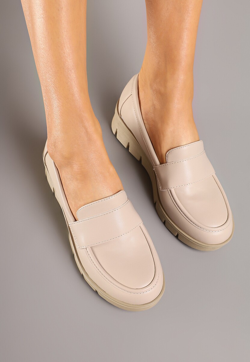 Jasnobeżowe Półbuty Mokasyny na Koturnie z Wkładką ze Skóry Naturalnej Ozdobione Paskiem Zorvia