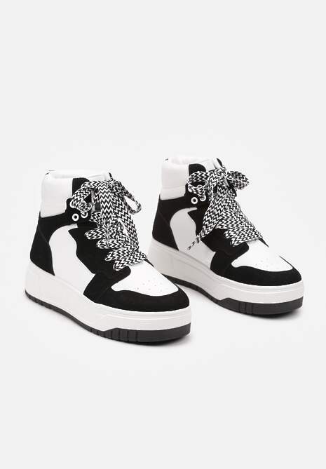 Czarne Sneakersy na Platformie z Wysoką Cholewką Ozdobione Perforacją Mivaria