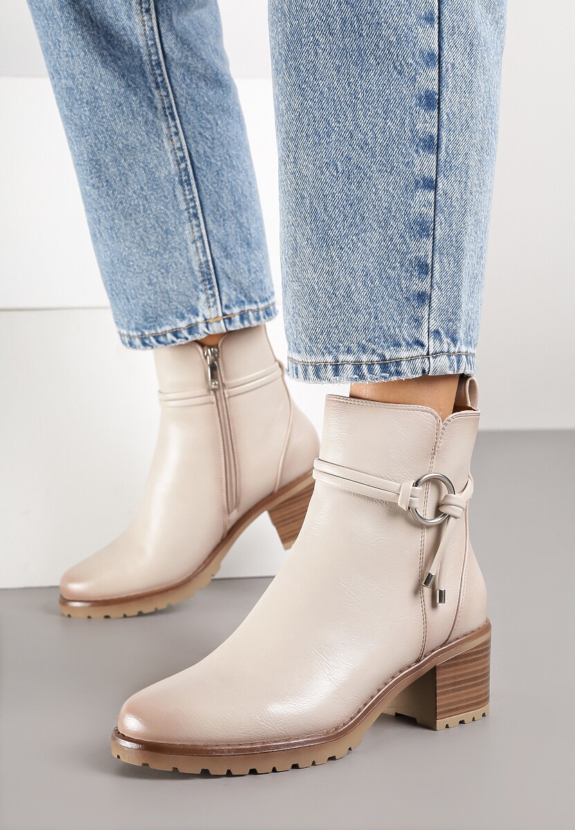 Beżowe Botki na Słupkowym Obcasie Zdobione Aplikacją Tulaviera