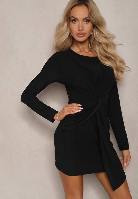 Czarna Sukienka o Asymetrycznym Kroju z Marszczeniem i Supełkiem w Talii Bellis