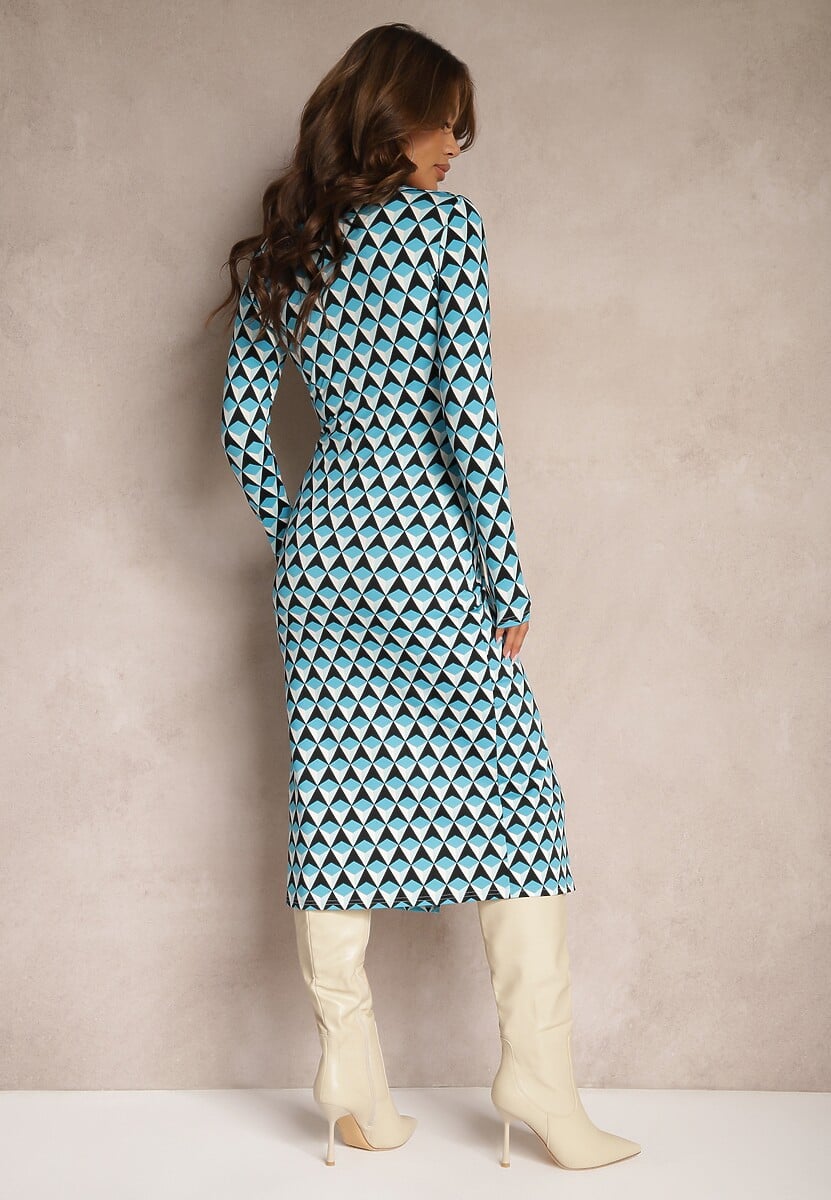 Niebieska Sukienka Dopasowana z Kopertowym Dekoltem i Geometrycznym Wzorem Nohea