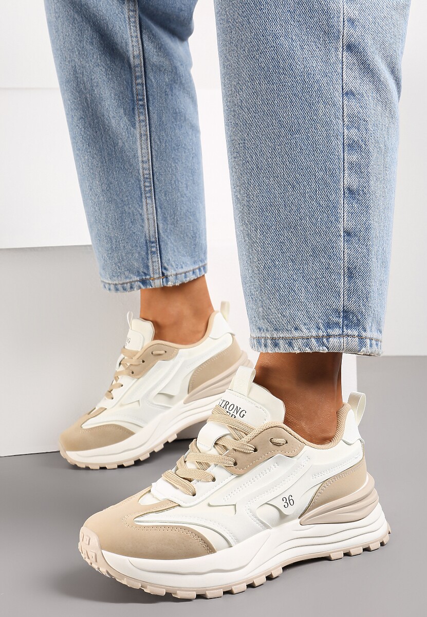 Beżowe Sneakersy z Ekoskóry ze Sznurowaniem i Ozdobnymi Naszywkami Ocellia