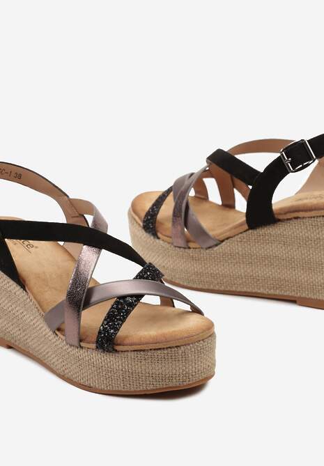 Czarne Casualowe Sandały na Koturnie w Stylu Boho z Brokatowymi Plecionymi Paskami Urani