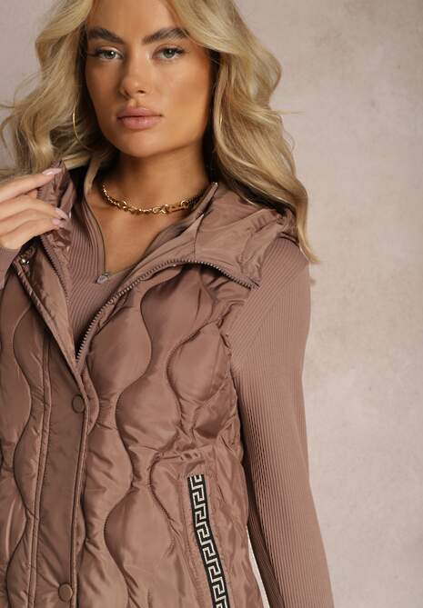 Brązowa Długa Kamizelka Pikowana z Kapturem Nallona