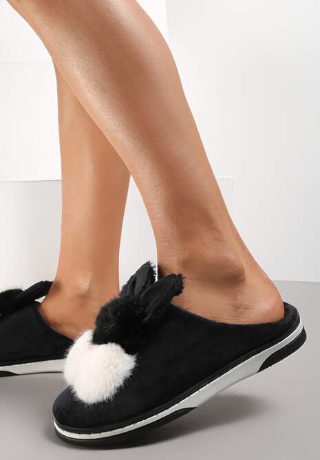 Czarne Kapcie Chloraleia