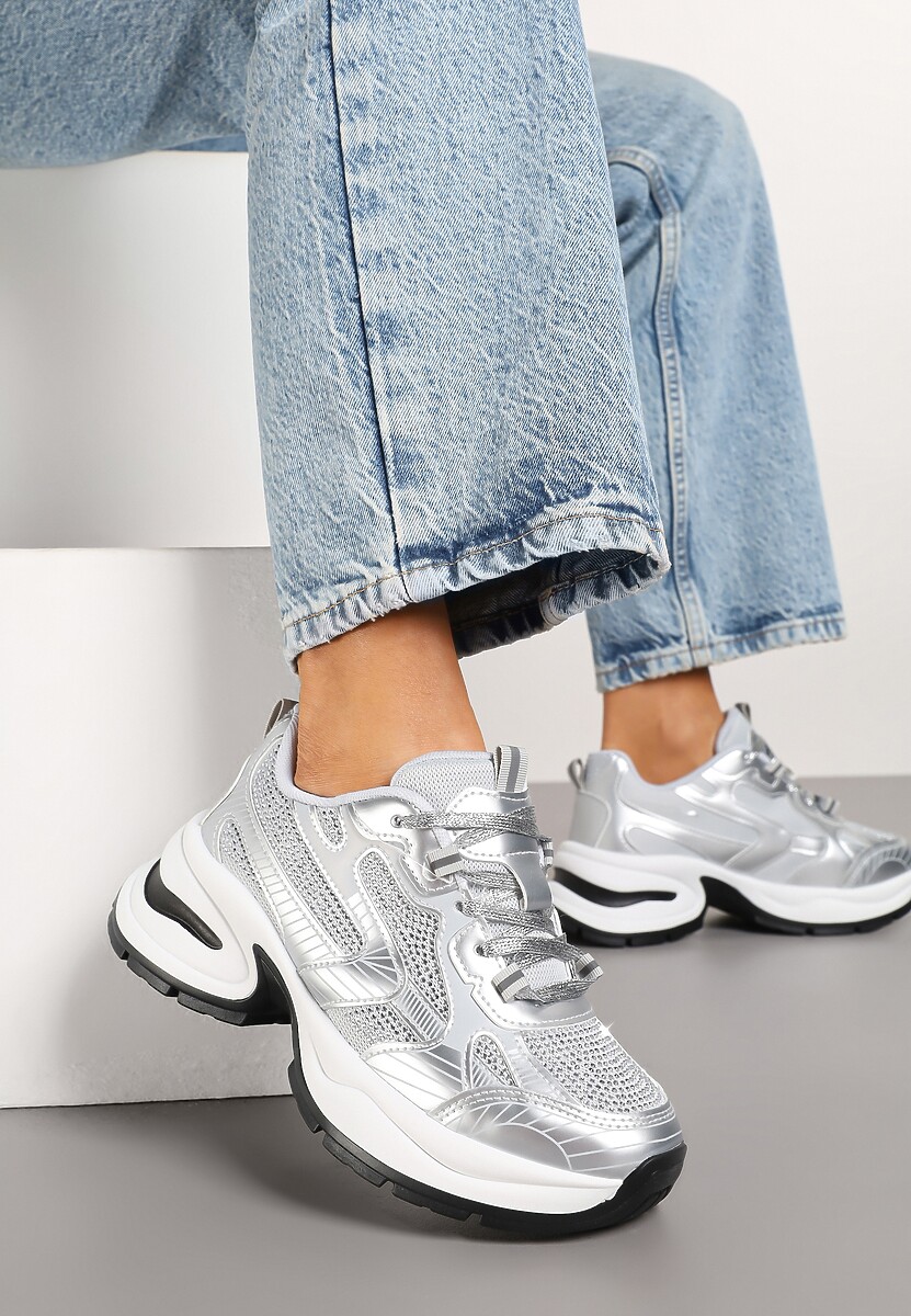 Srebrne Brokatowe Sneakersy w Streetwearowym Stylu na Piankowej Podeszwie Felindris