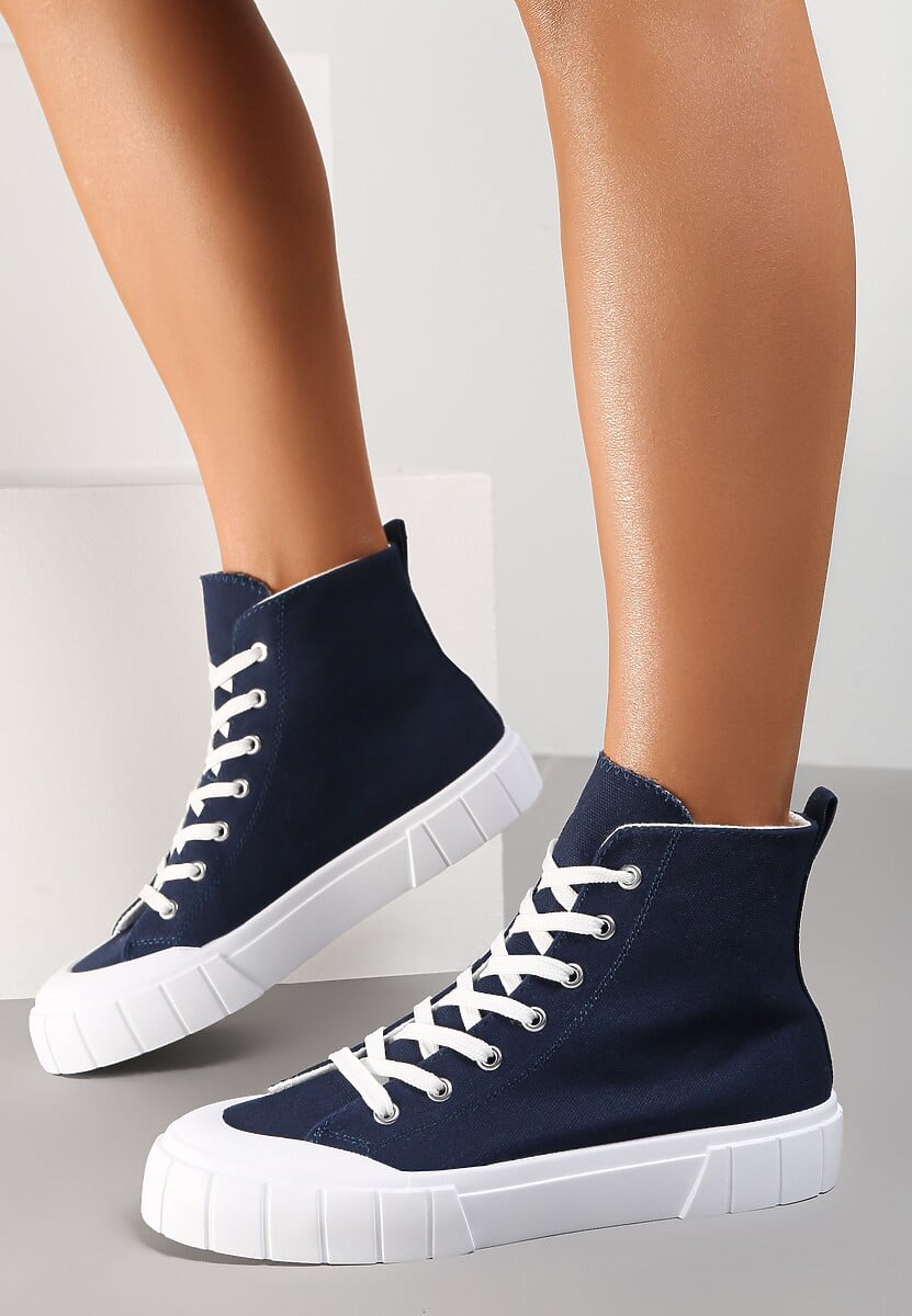 Granatowe Trampki Phaedrusa