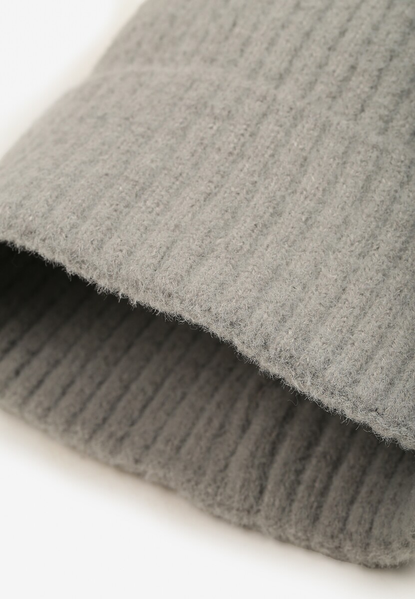 Szara Prążkowana Czapka z Pomponem Berinia