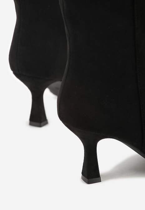 Czarne Kozaki z Imitacji Zamszu z Przeszywaną Cholewką i Obcasem Kaczuszka Anuvitte