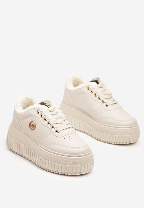 Beżowe Sneakersy na Platformie z Tłoczeniem Ozdobione Sznurowaniem i Metaliczną Aplikacją Tiliel