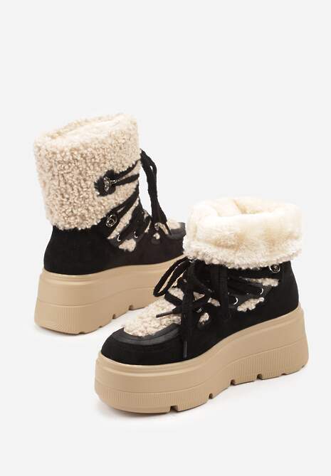 Czarne Śniegowce na Grubej Podeszwie ze Sznurowaną Cholewką z Futerkiem Zerisa